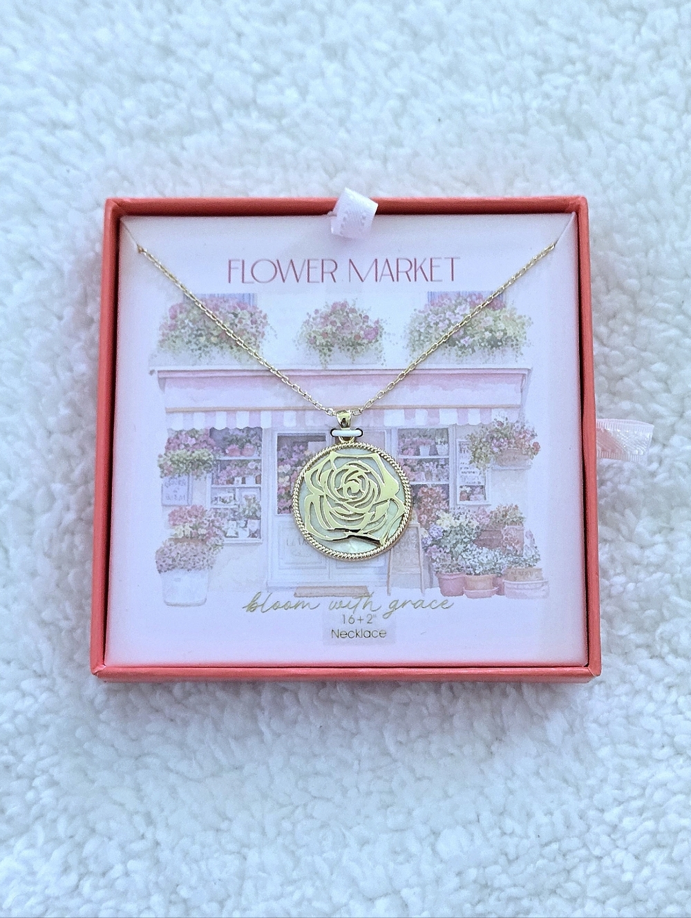 Mia Sarine Rose🌹 Cutout✂️ Pendant Necklace - NIB - Picture 9 of 15